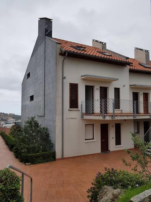 Terraza Y Piscina Con Vistas Espectaculares Al Mar Parking Cubierto Appartement San Vicente De La Barquera Buitenkant foto