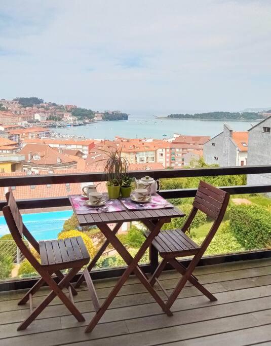 Terraza Y Piscina Con Vistas Espectaculares Al Mar Parking Cubierto Appartement San Vicente De La Barquera Buitenkant foto